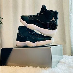 ✨Air Jordan 11 Retro Size 9 Men’s✨